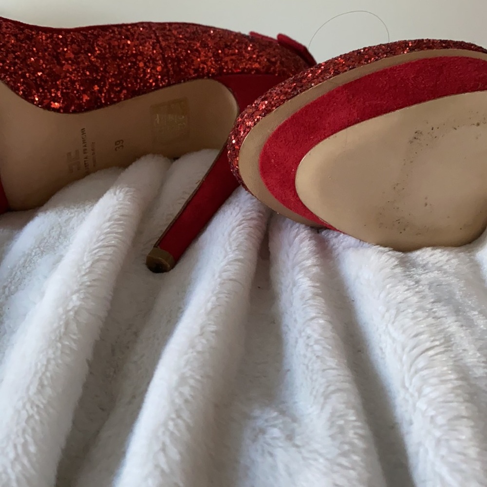Red bow tie pumps - Picture 5 of 5